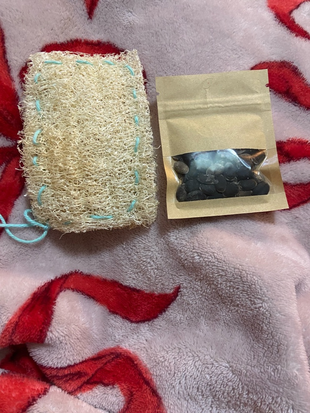 Natural Loofah Soap Saver with Small Sachet of Dark Soap Pellets